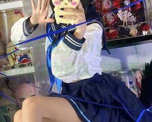 体操服，加上白栎Shirly的个性，随手拍的图片也能成为精选，这可真有趣！