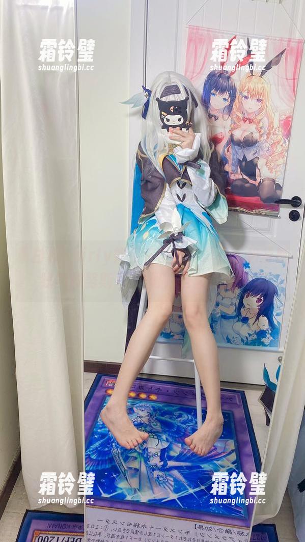 看白栎Shirly如何在图集中游走于碧蓝航线与雅努斯JK之间，全套都在这里