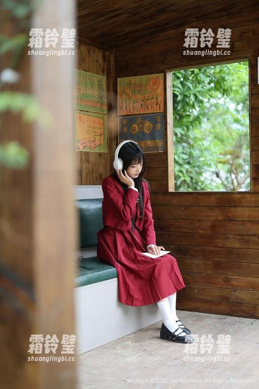 秀人网-Evelyn艾莉 秀人网 - 在甲米,Evelyn艾莉的高清写真比泰国的椰树还要摇曳!