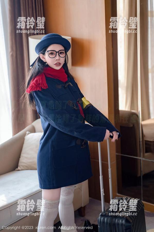 秀人网-可乐Vicky 秀人网 - 真是服了可乐Vicky,这“镂空”图包果然是诠释了别样的清透和性感呢。