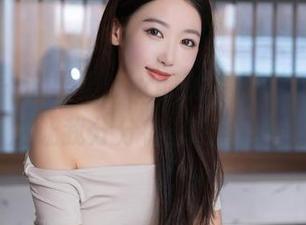 秀人网 – 这果果Nikki的夏日美图，套图竟然让我分分钟想有个野餐…