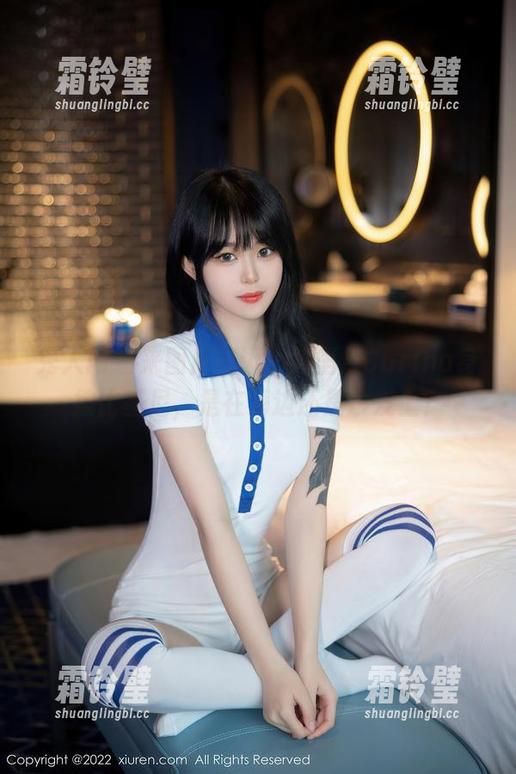 秀人网-绮里嘉Carina 秀人网 - 来图库逛逛,绮里嘉Carina身披比基尼,是在海边还是沙发上?