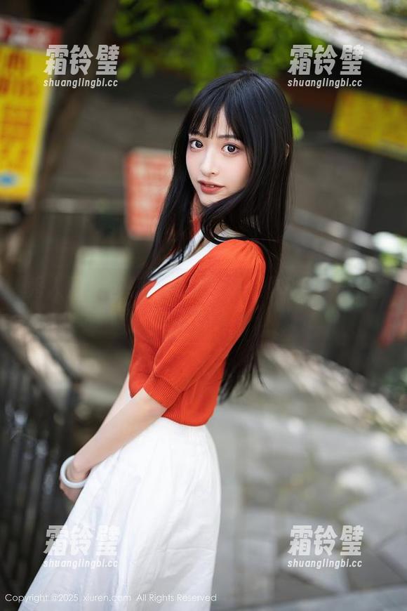 秀人网-艺轩 秀人网 - 艺轩的网袜全集:你以为只是丝袜吗?