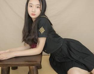 紧急企划 – 一只喵喵梓的教室写真，好想免费下载送给朋友们！