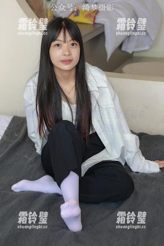 绮梦摄影-曦曦 绮梦摄影 - 曦曦的更新来了!女王写真,优雅中带点挑衅,真刺激。