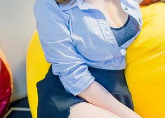 菠萝社 – 看柳侑绮的私房原图，女王气场怎么就这样强烈？