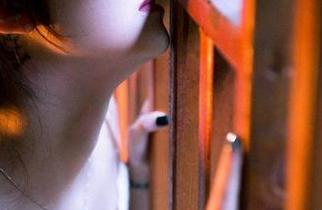 轰趴猫 – 陈雅漫的最新御姐图包，今晚不看说不过去！