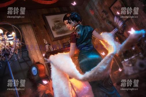无圣光直击：露儿大魔王的职业装不需任何修饰