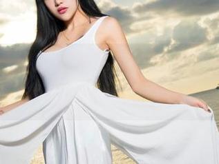 青豆客 – 妮小妖的秘书图册，来，感受一下这种气氛。