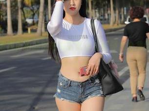 美女如云，魔镜街拍的街拍啦啦队小姐姐照片合集给你们来了个大盘点